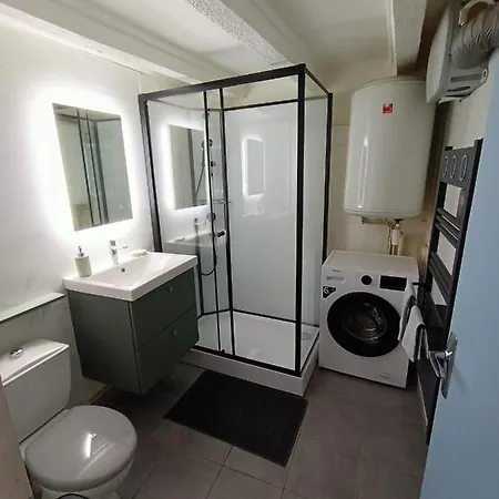 Ferienwohnung Cosy T2 Montbrison Exterior foto
